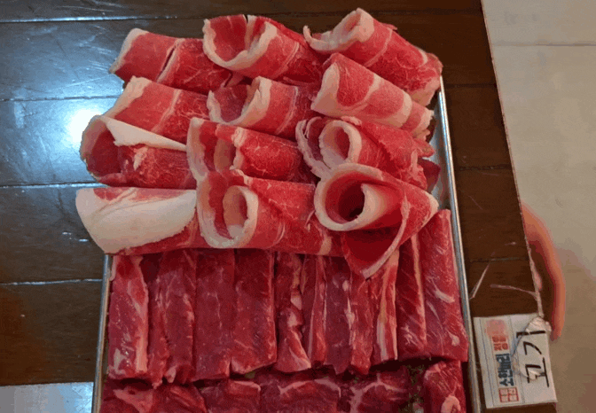  [군포 금정역 맛집] 백운축산 소한마리 정육식당 금정점 / 작은 소 한 마리 900g+육회 세트, 김치말이 국수, 깍두기 볶음밥 추천