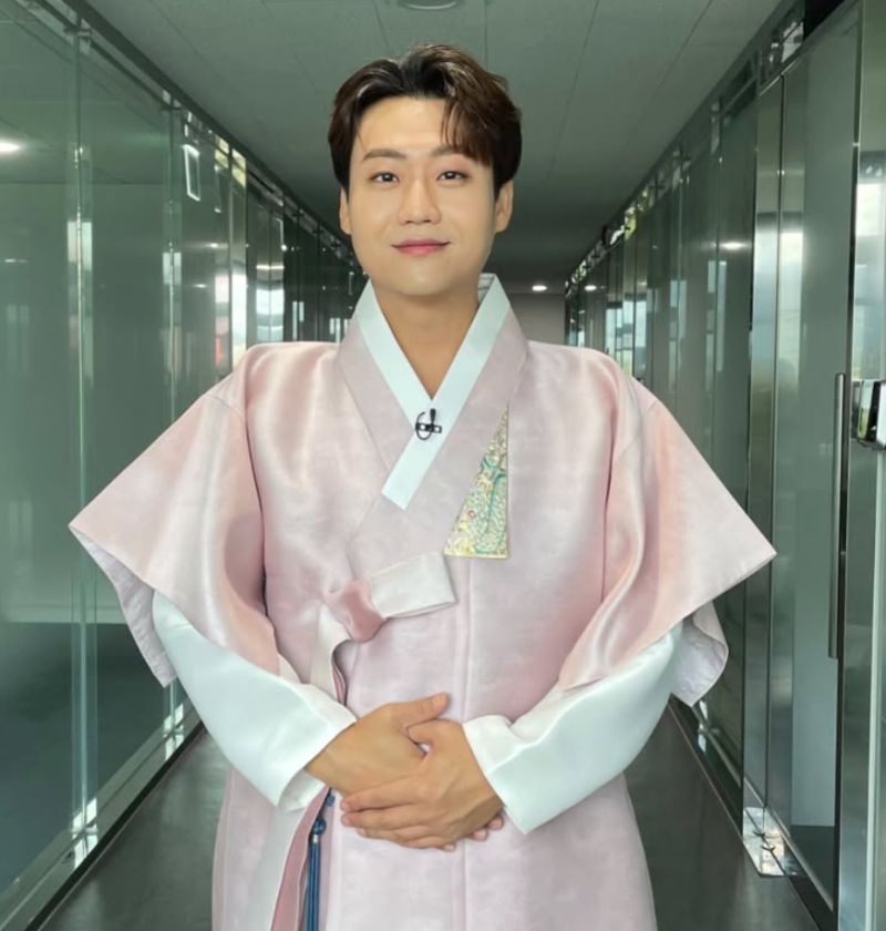민수현 홍랑 노래 감상과 근황 알아보세요.