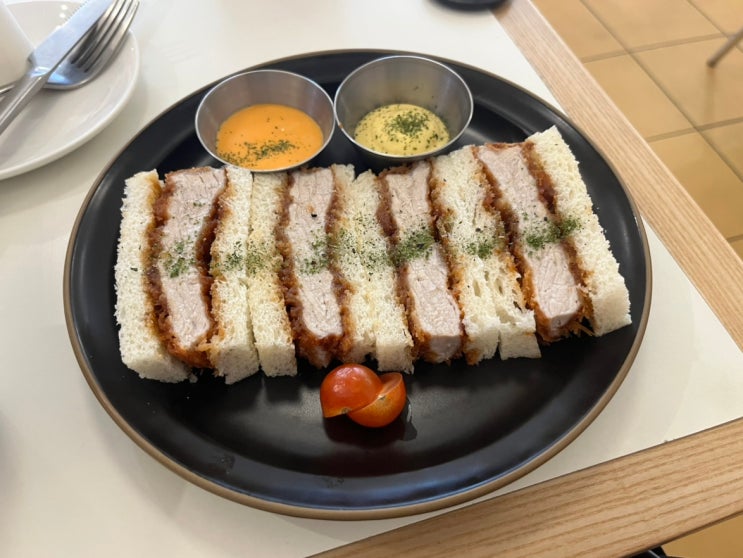  신논현역 점심 맛집 초이다이닝 강남점 내돈내산 솔직후기! 카츠산도 완전 존맛탱이에요~