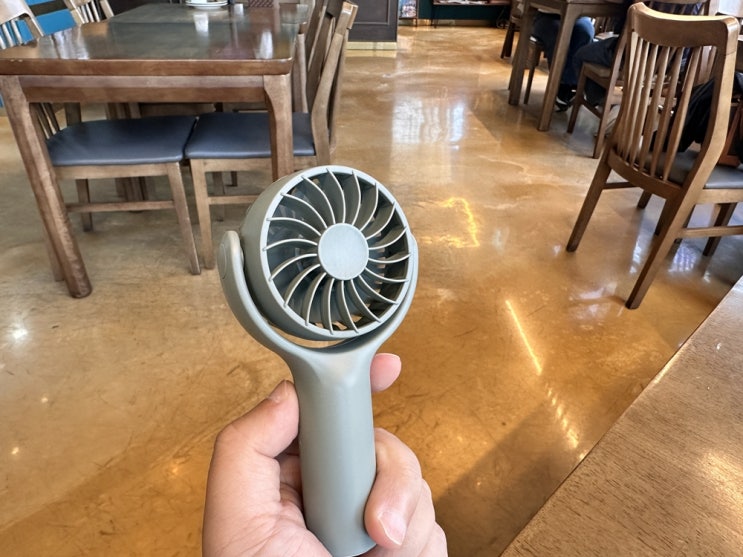  슬슬 준비해야죠 손 선풍기 추천 휴대용 쏙풍기 미니 무소음 선풍기