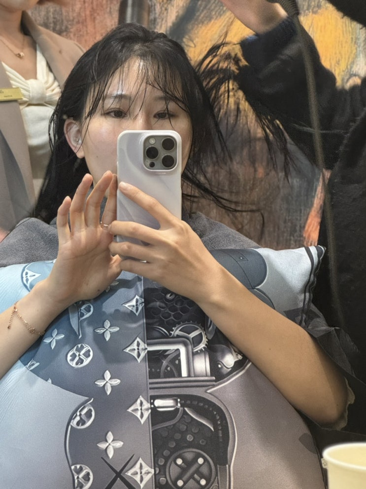  마곡역 미용실 쁘띠꾸아 마곡점에서 만난 매트 딥 브라운 헤어 컬러