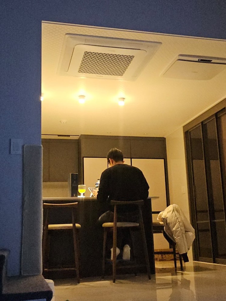 앞으로만 가면 되는데 왜 나는 발이 떨어지지 않지