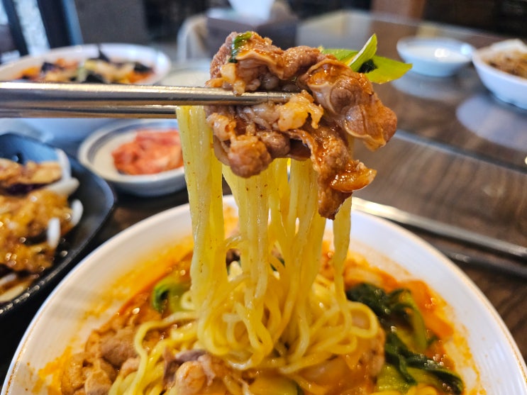  교대역 맛집 현경 쫄깃한 찹쌀탕수육과 진한 짬뽕