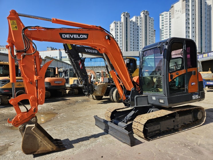  두산 SL55VS 2006년식 딱따구리집게 솔라55VS 02 중고굴삭기