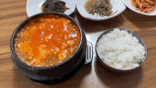  아산 좌부동 숨은 순두부맛집 멧돌손두부