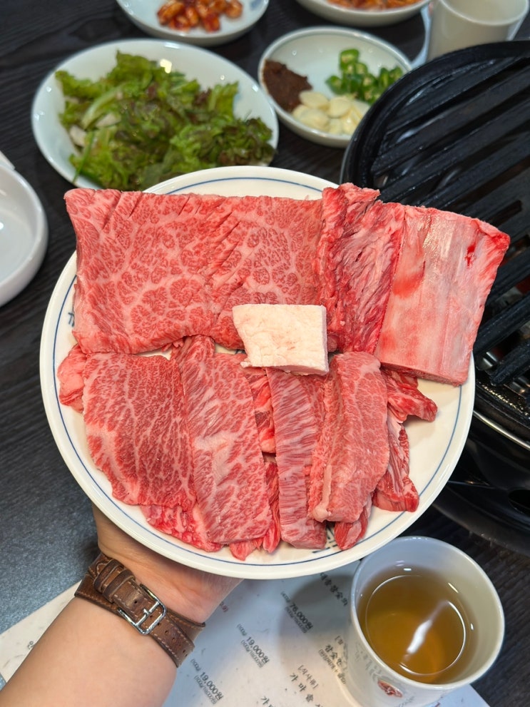  여의도 소고기 가성비 대송참숯 한우 고깃집 룸식당 룸 40개 회식 맛집 점심 설렁탕 추천