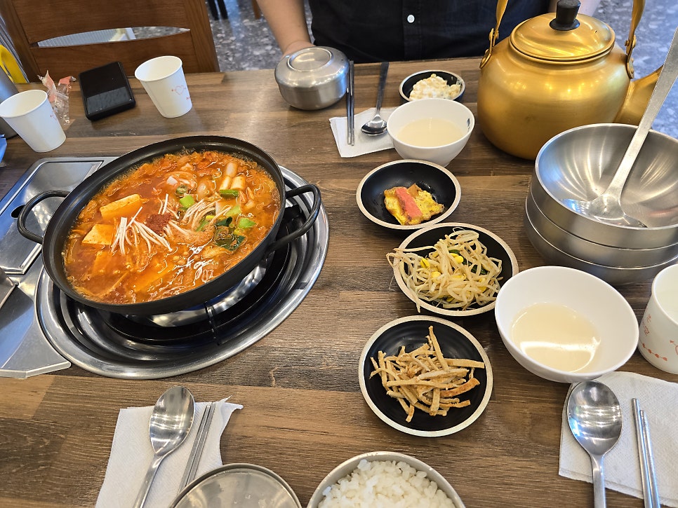 찌개애진심 도남직영점 사진 4