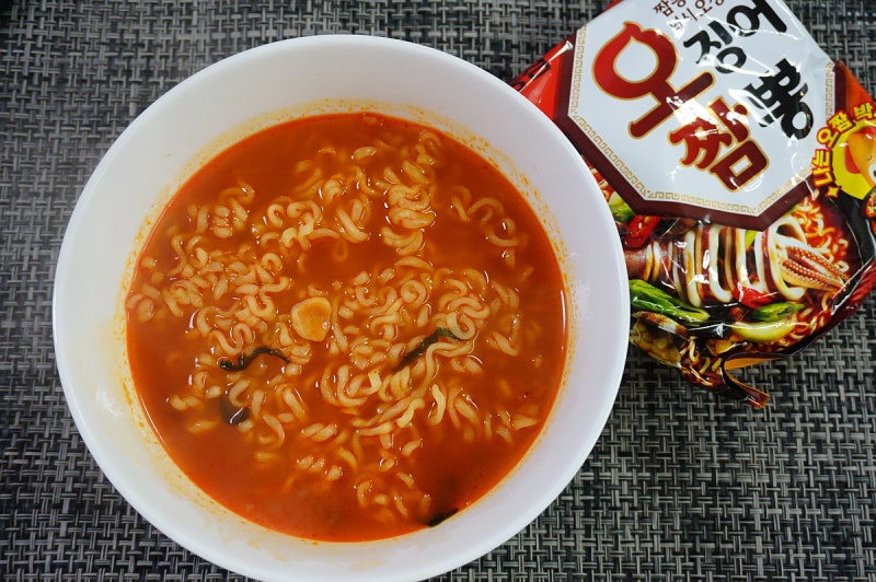 라면리뷰 : 농심 오징어짬뽕라면 후기 칼칼한 짬뽕맛