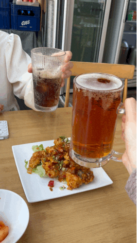  [서울/마포] 후레쉬 2호점_10센치 권정렬 단골집에서 레드락 생맥주와 깐풍기 먹은 솔직후기