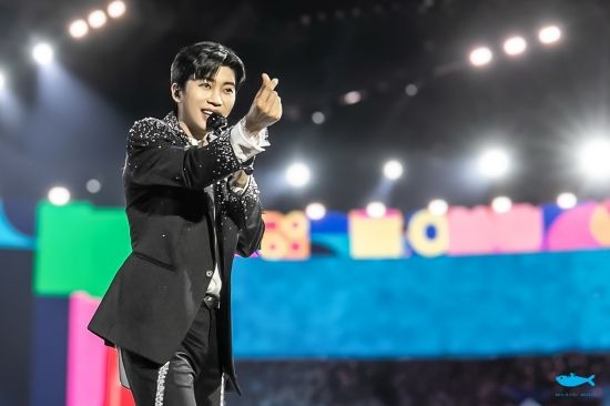 '4억 기부' 임영웅, '천국보다 아름다운' 유튜브 주간 인기 뮤비 2주 연속 1위