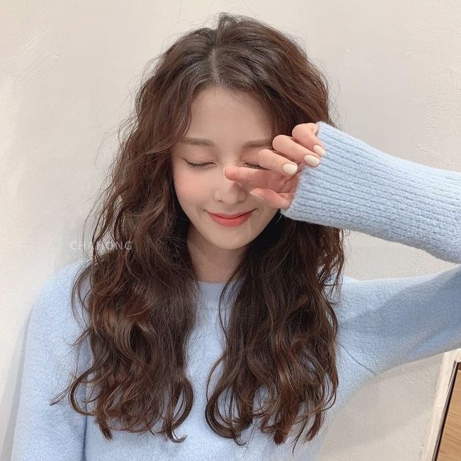  [ 신논현역미용실 ] 기분전환 분위기 전환 / 툭 치듯 떨어지는, 가볍게 흘러내리는 무심한 웨이브 / 굵은 히피펌 / 젤리펌 / 몬도서울 은하쌤