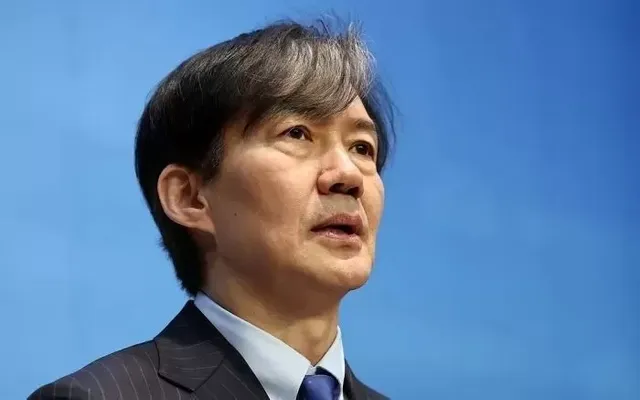  "법조 엘리트들, '소년공' 이재명이 대통령 되는 건 못 보겠다는 것"... 구치소서 조국이 전한 말