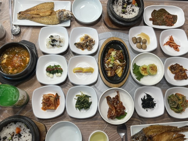  보령맛집 중앙시장 근처 원조명가에서 한정식과 보령미산생막걸리