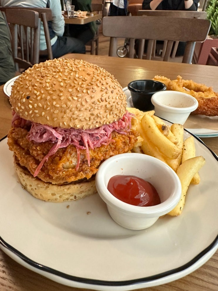  강동 고덕 이케아 맛집 르프리크 치킨버거 고덕점