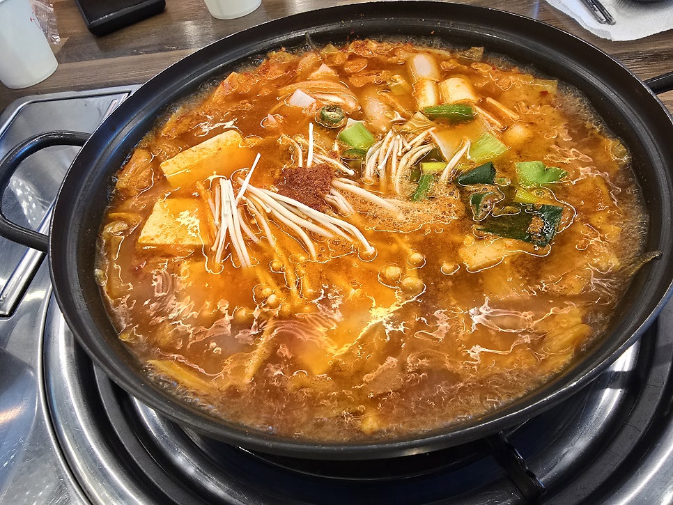 찌개애진심 도남직영점 사진 1
