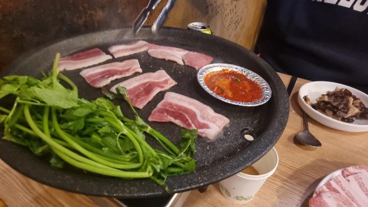  숙대입구역 맛집 원동미나리, 냉삼 홀릭된 날!