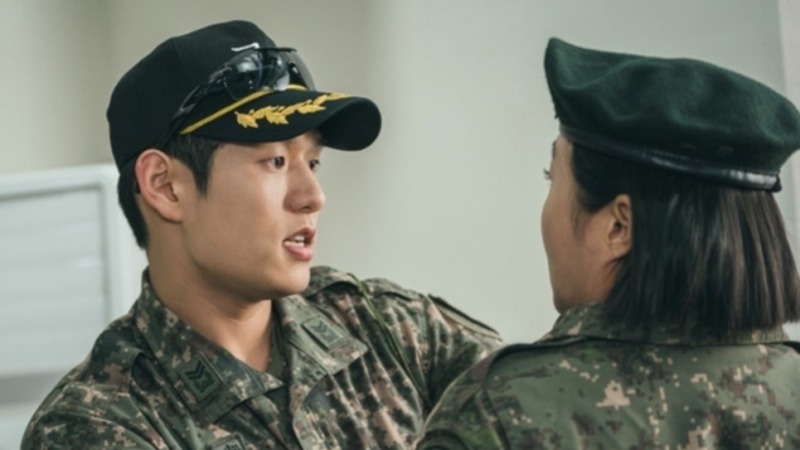 신병4 이수지 남민우 부부 박민석 군수저 가족 완전체 예고