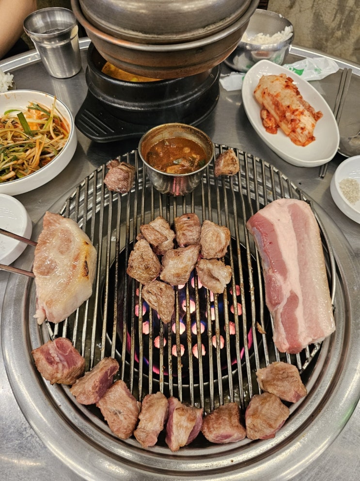  선릉역맛집 고기집 제주 흑돼지를 연탄으로 김돈이