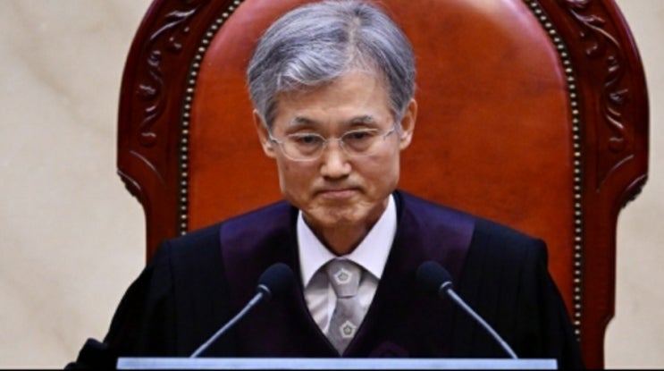 [속보]민주당, <b>대법원장 탄핵</b> 추진 결정 <b>보류</b>…향후 추가 논의... 