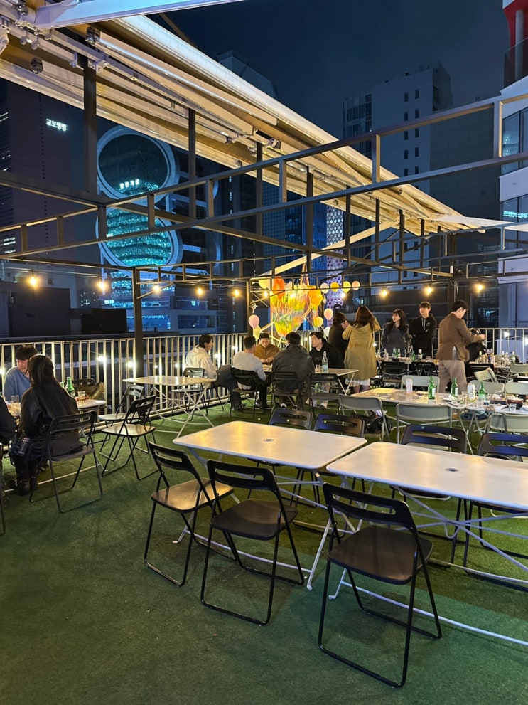  신논현역 근처 테라스 맛집 은하수 강남본점 분위기 좋은 옥상 야장 루프탑 술집