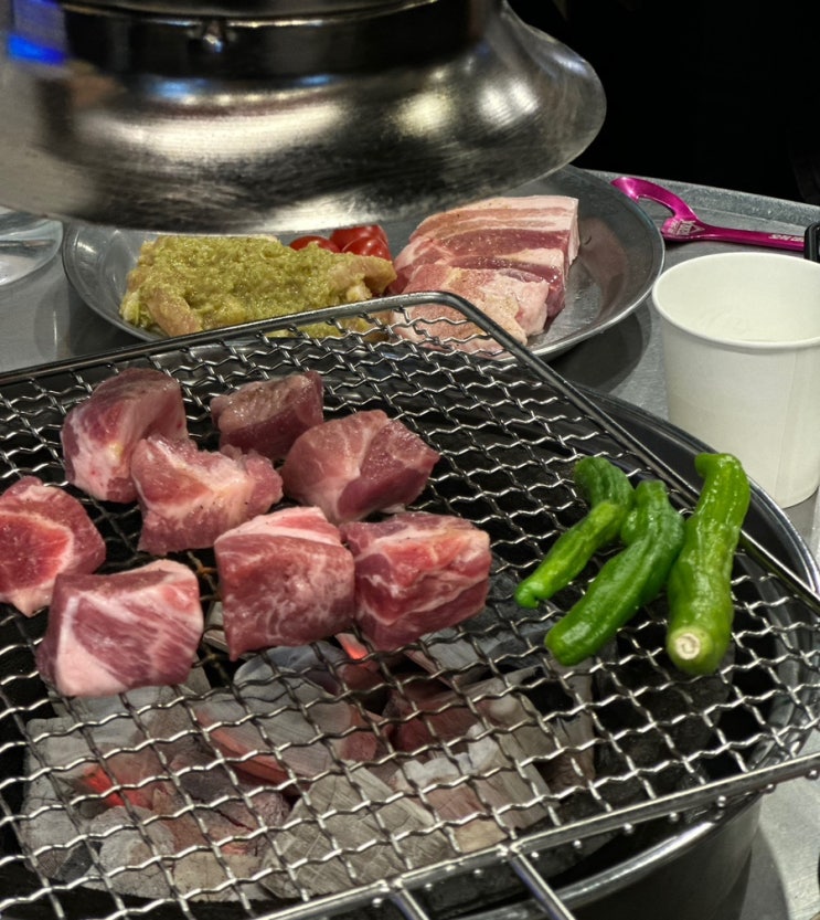  샤로수길 맛집 고기굽는사람들 서울대입구 무한리필 삼겹살