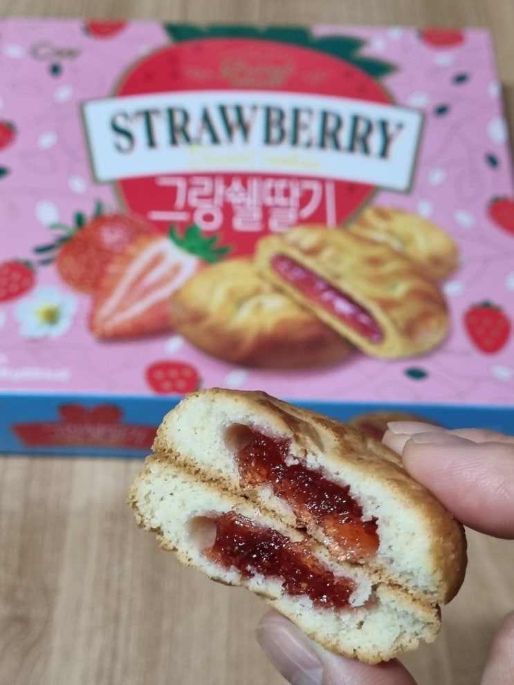  청우 그랑쉘 딸기 가격 칼로리 맛 생각보다 괜찮네요