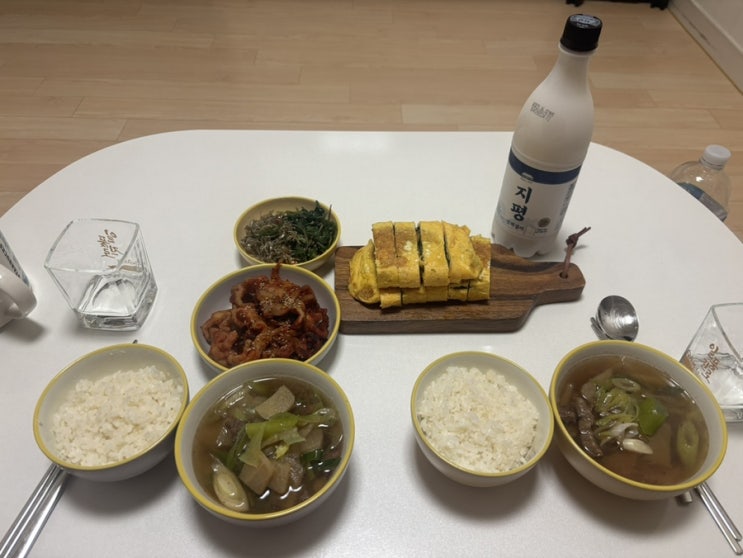  [집밥척척] 소고기무국와 김계란말이 (Feat.무뼈닭발과 지린마을 막걸리)
