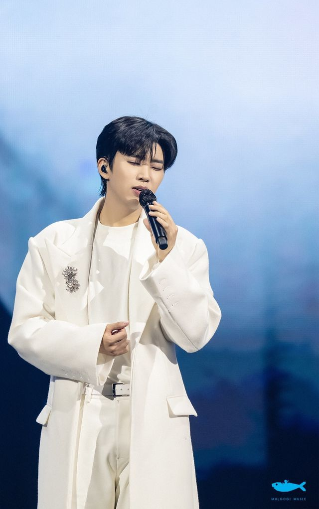 “은행도 하나, 영웅도 하나” 임영웅 광고, 한 달 만에 900만 뷰 대기록
