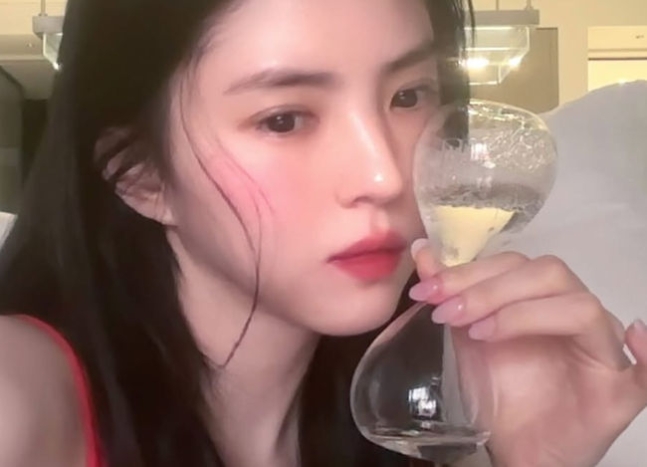 한장에 '여신강림'. '프로젝트Y'에서 전종서, <b>오마이걸 유아</b>와 출연