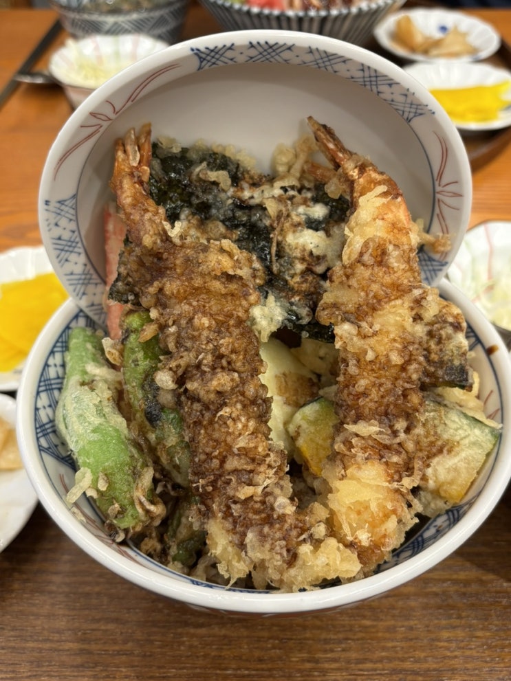  모현동 맛집 정갈한 덮밥 한상차림 데이트 외식 메뉴 추천, 치히로 익산모현점
