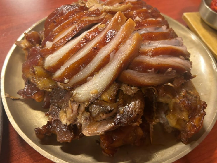  콜키지프리, 웨이팅 가득한 사당역 족발 맛집<수향가 사당직영점>(앞족발, 쟁반국수, 부추전)