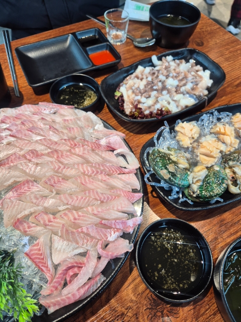  부천 역곡 횟집 깔끔한 믿음수산 다녀왔어요