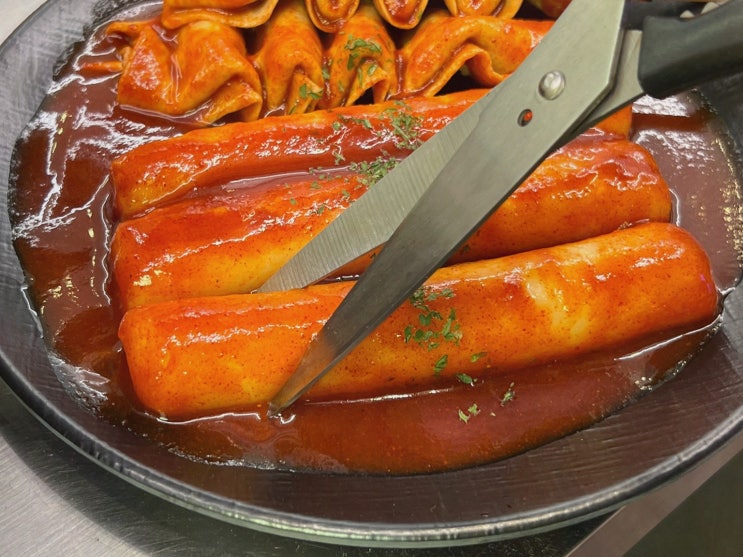  [맛집리뷰] 봉구가래떡볶이 신림점, 다양한 튀김 옵션으로 유명한 신림역맛집