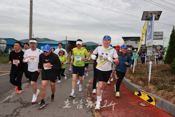  대한민국이 뛰었다..전국 마라토너 1만 명 참여한 ‘제20회 보성녹차마라톤’ 역대급 흥행