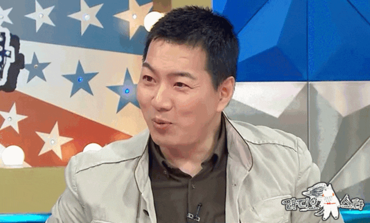 ‘라디오스타’ <b>송일국</b>, 사춘기 맞은 <b>삼둥이 육아</b> 고충 고백... 