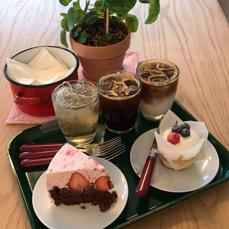 대구 교동근처 동인동 디저트카페 케이크맛집 스커트케이크샵 대구 교동근처 동인동 디저트카페 케이크맛집 스커트케이크샵