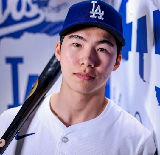MLB콜업 데뷔 첫 선발출전 LA<b>다저스</b> <b>김혜성</b> 4타수2<b>안타</b> 1도루