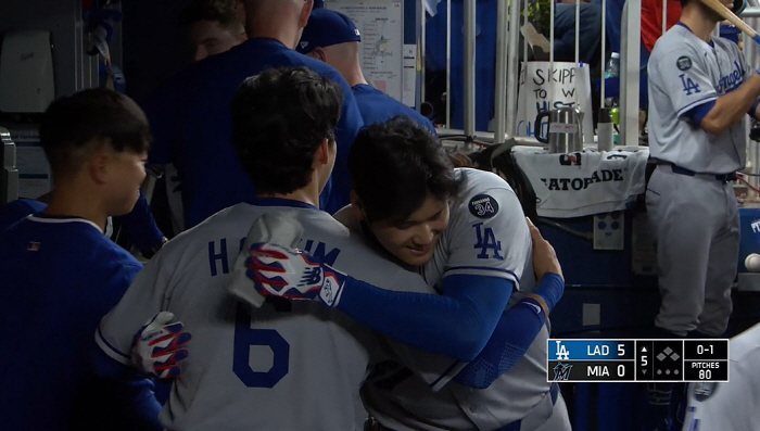 “<b>MLB 데뷔전</b>부터 멀티히트+타점+득점+도루! <b>김혜성</b>, 역대급... 