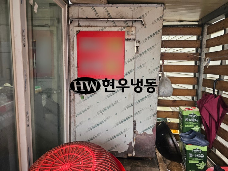  울산저온창고수리냉장창고 경첩파손으로 경첩교체수리