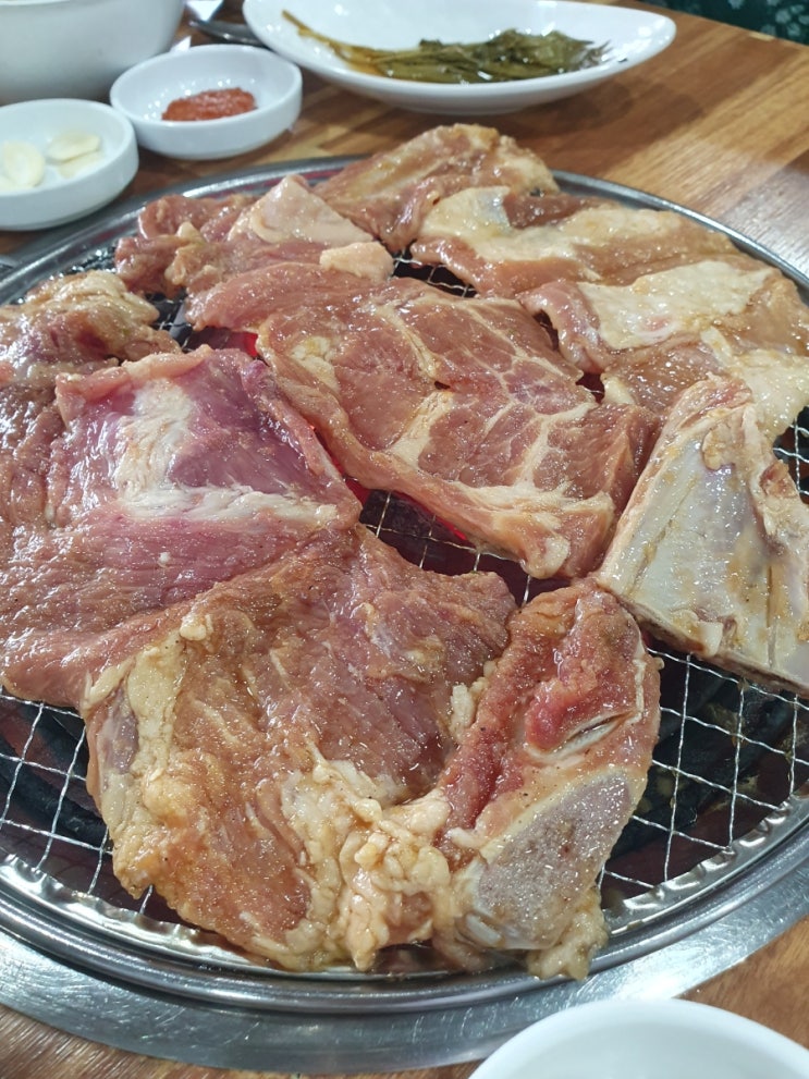  화순 맛집) 숯불에 구워먹는 초원갈비