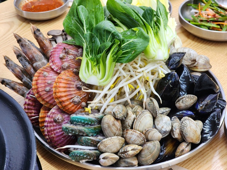  [강원/홍천] 해산물 가득한 칼국수를 맛보려면, 배나무골가마솥칼국수