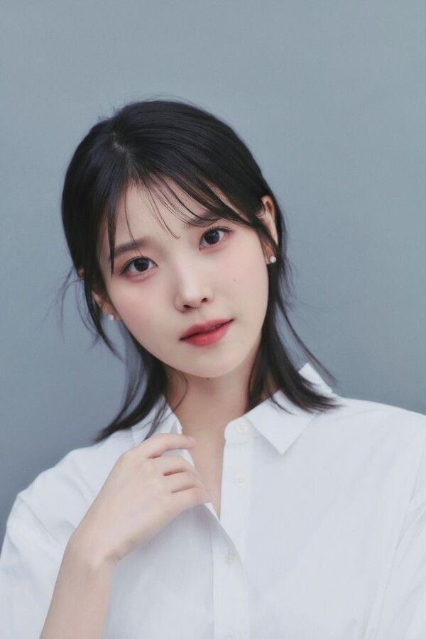  아낌 없이 주는 아이유…어린이날 1억5천만원 기부
