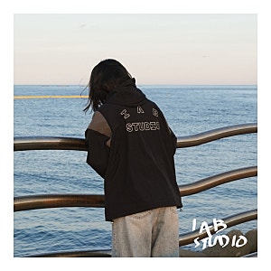 아이앱 스튜디오 바람막이 IAB Studio Wind Jacket Pack Black Silver 구매후기