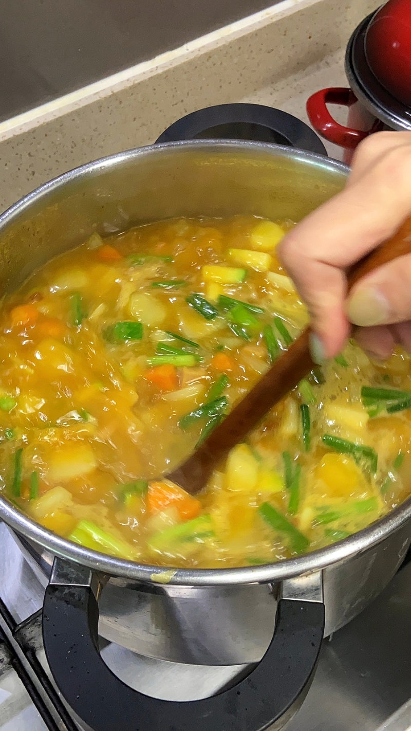 3분 카레처럼 쉽고 간단한 맛있는 카레 레시피 - 스팸 카레 만들기