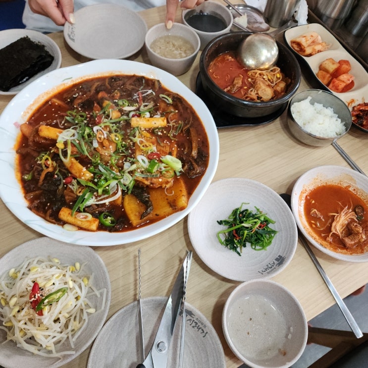 전주 맛집, 조선무청시래기에서 든든한 한 끼 먹기!