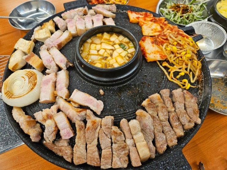  효자동 솥뚜껑 김해장유점 내돈내산 가족모임