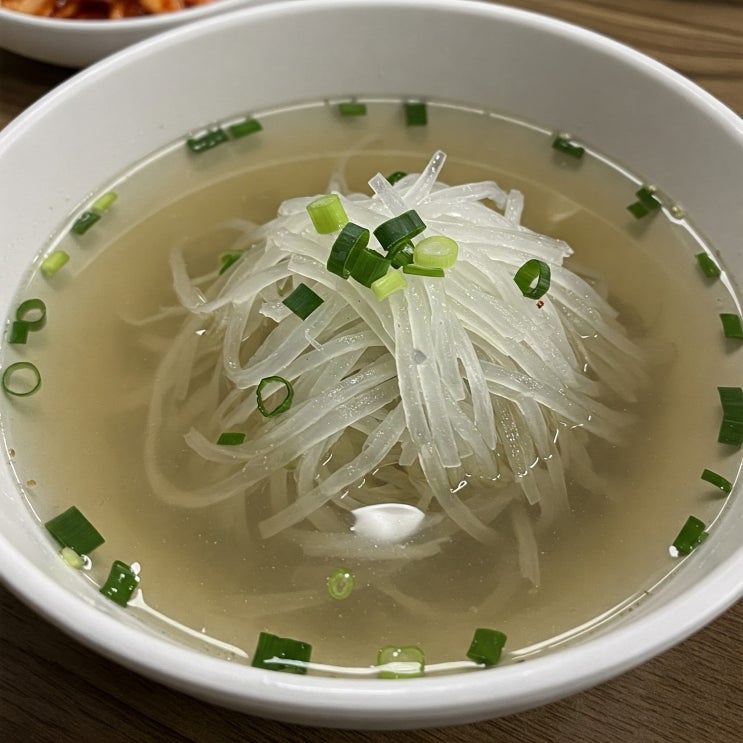  [5월 식단] 5월 8일 (목) 저녁식사메뉴 : 무채국, 고등어구이, 콩나물무침, 깻잎장아찌