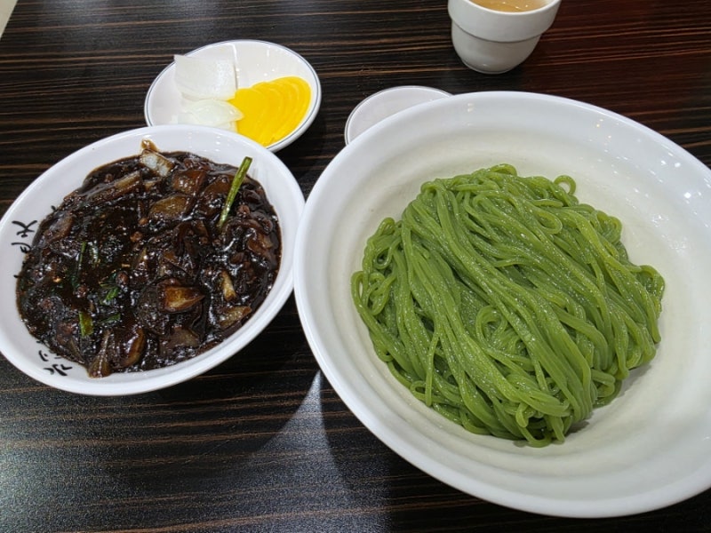 종로 안래홍] 초록면 짜장면의 매력! 오래된 중국집의 저력 : 네이버 블로그