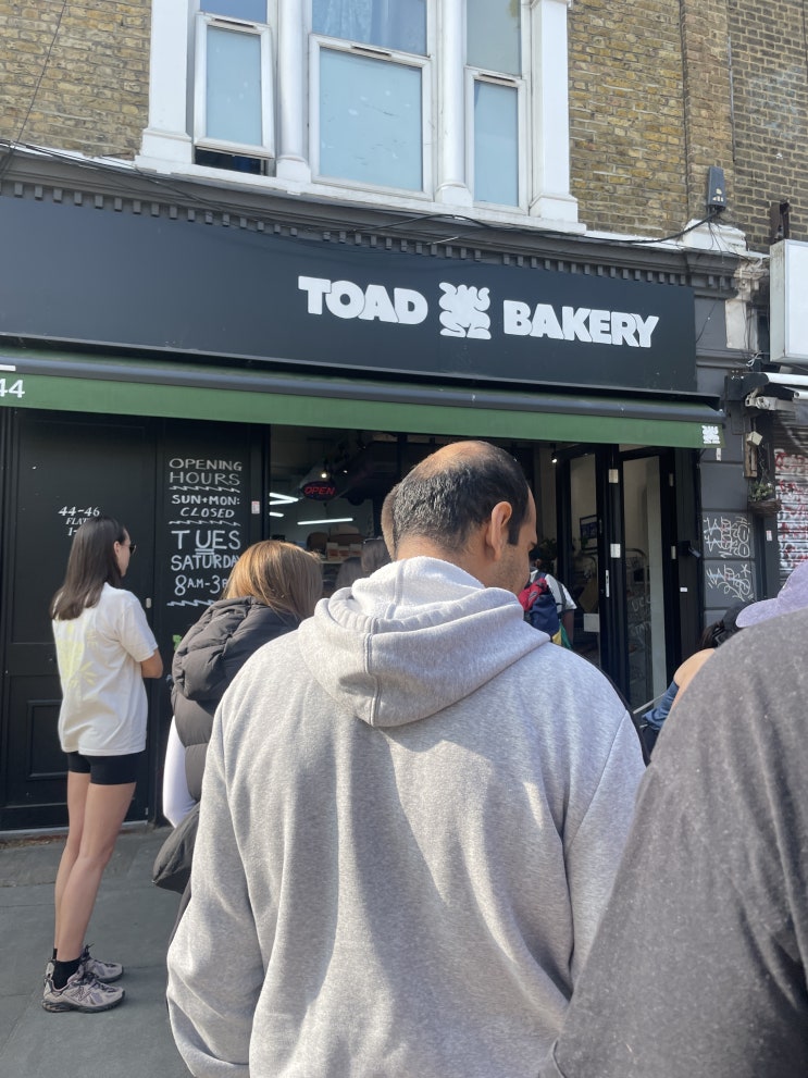  [영국빵집 추천] 줄서서 먹는 영국 런던 베이글 맛집 - TOAD BAKERY