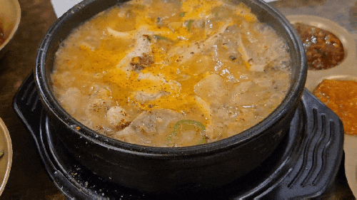  군자역 맛집 청와옥 : 웨이팅해도 아깝지않은 순대국 맛집 (편백정식, 오징어숯불구이, 육사시미)